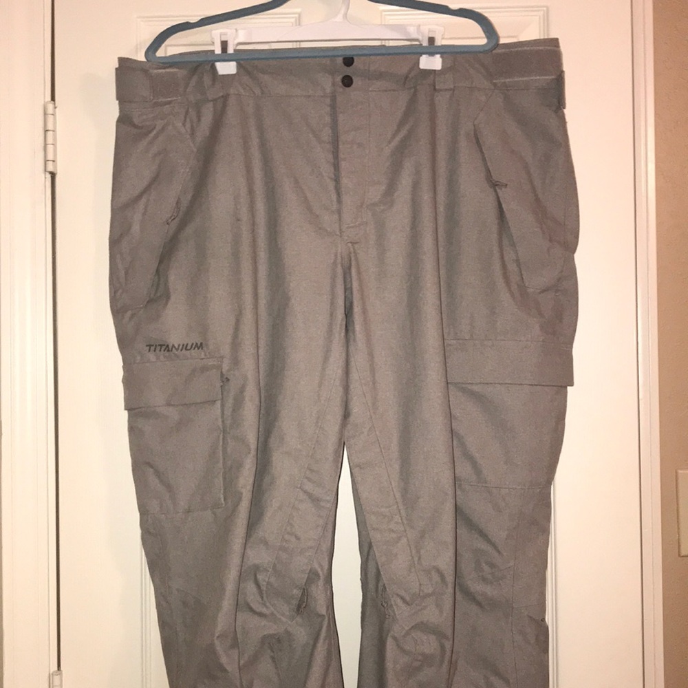 Columbia 2XL titanium snow pants - Picture 6 of 8
